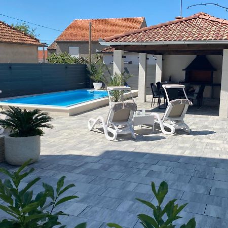Breitling Apartments With Pool Biograd Na Moru Zewnętrze zdjęcie