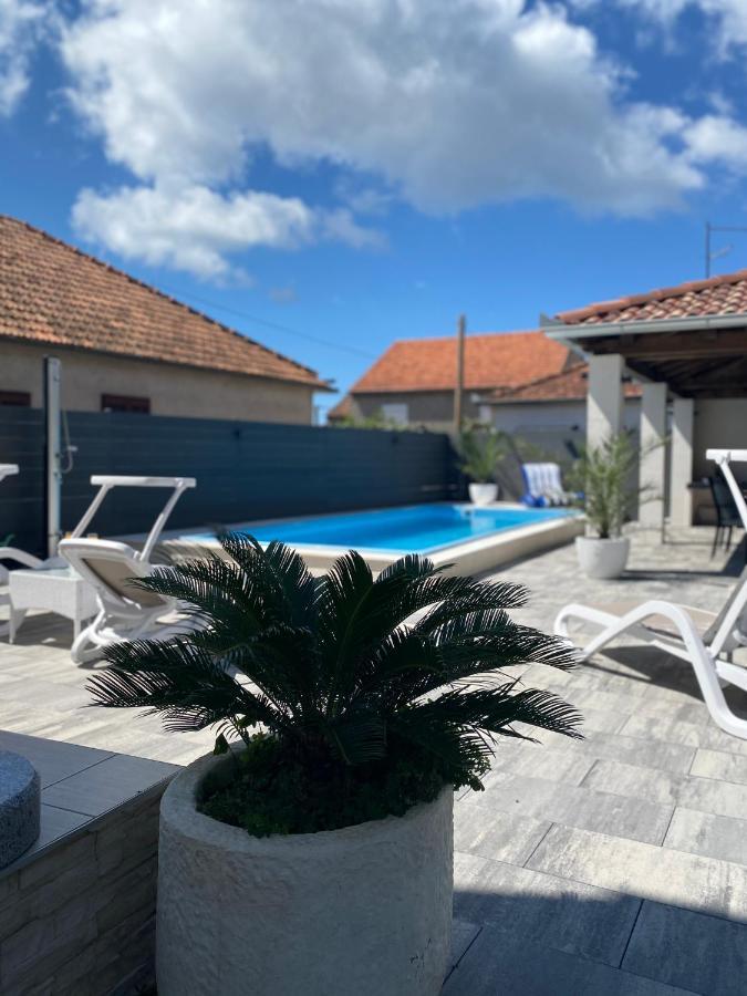 Breitling Apartments With Pool Biograd Na Moru Zewnętrze zdjęcie