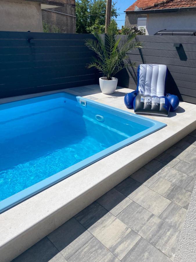 Breitling Apartments With Pool Biograd Na Moru Zewnętrze zdjęcie
