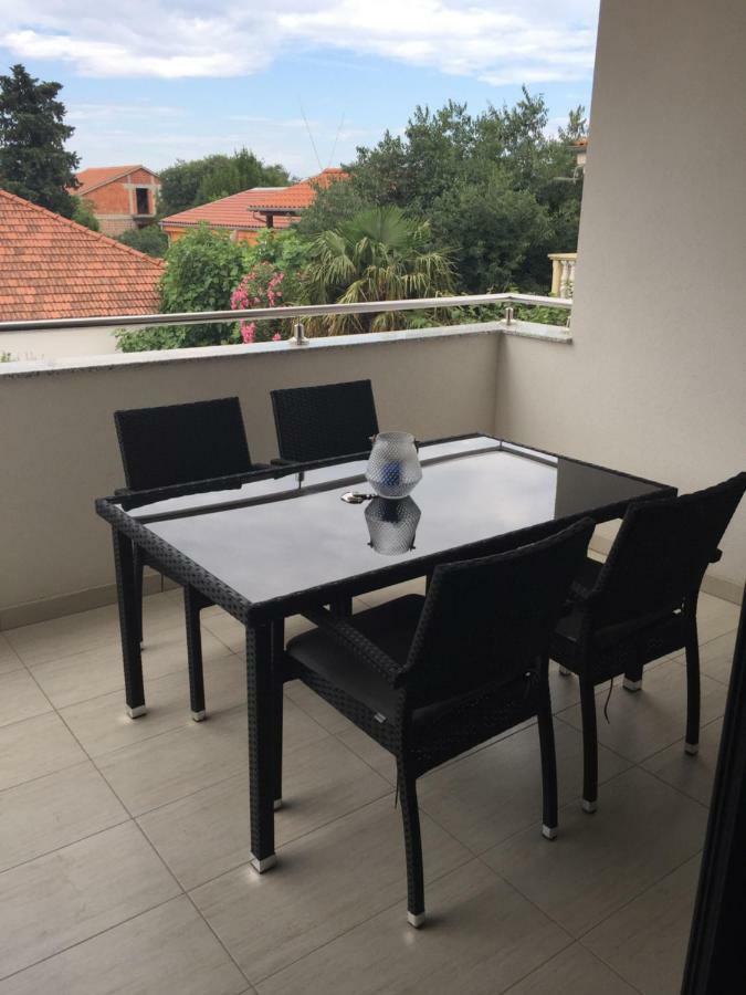 Breitling Apartments With Pool Biograd Na Moru Zewnętrze zdjęcie