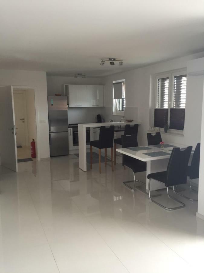 Breitling Apartments With Pool Biograd Na Moru Zewnętrze zdjęcie