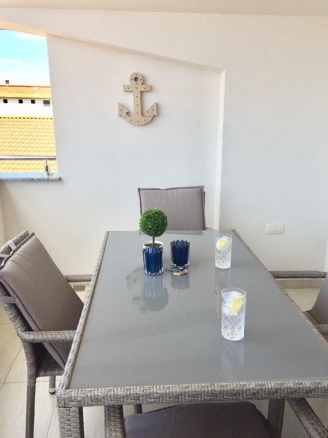 Breitling Apartments With Pool Biograd Na Moru Zewnętrze zdjęcie